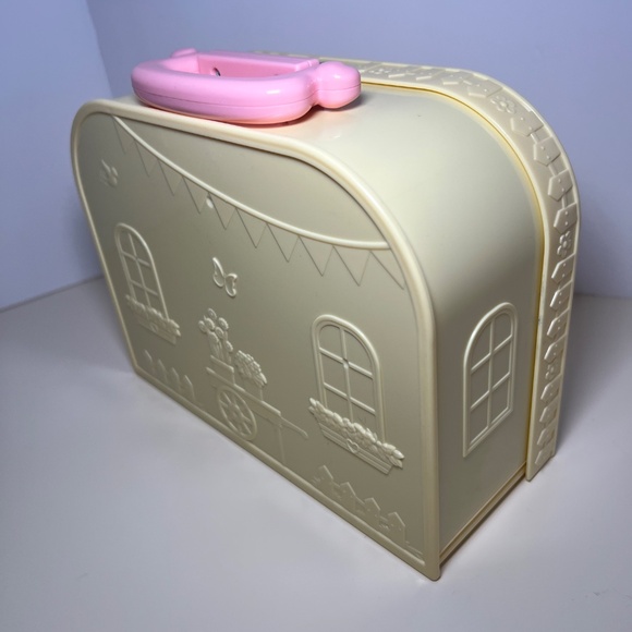 Lil Woodzeez  Bakery Travel Suitcase Replacement  Yellow Case ONLY No Figures - Picture 5 of 6